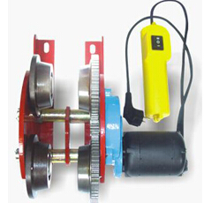在使用完小型電動葫蘆以后要及時(shí)清除其表面的塵土